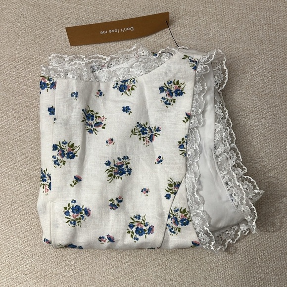 🚫SOLD🚫Reformation: Brenda Linen Top - Picture 3 of 4